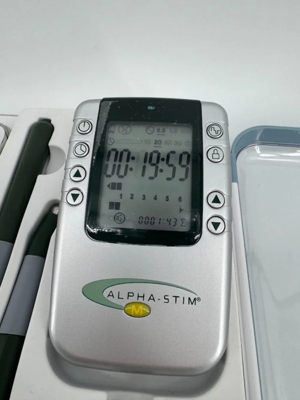 Alpha-Stim M device kit